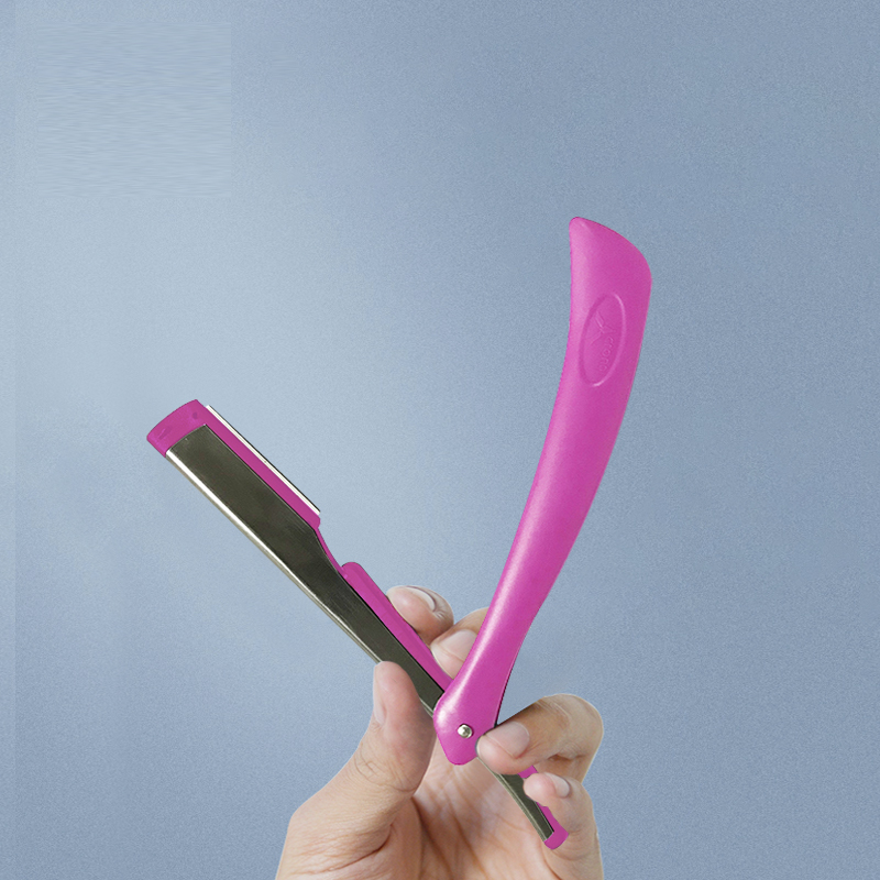 Manico per rasoio in plastica a 74 lame